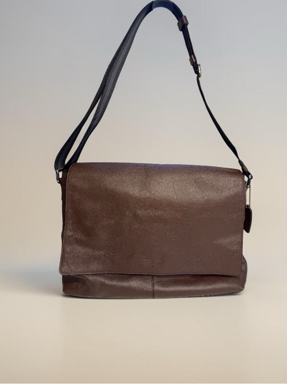 COA ~ Coach Messenger Bag in Chocolate Leather Two-toned Gray & Black Like New